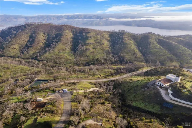 a view of a of mountains