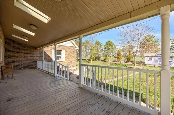 $429,000 | 15649 Elm Branch Road, Windsor, MO 65360