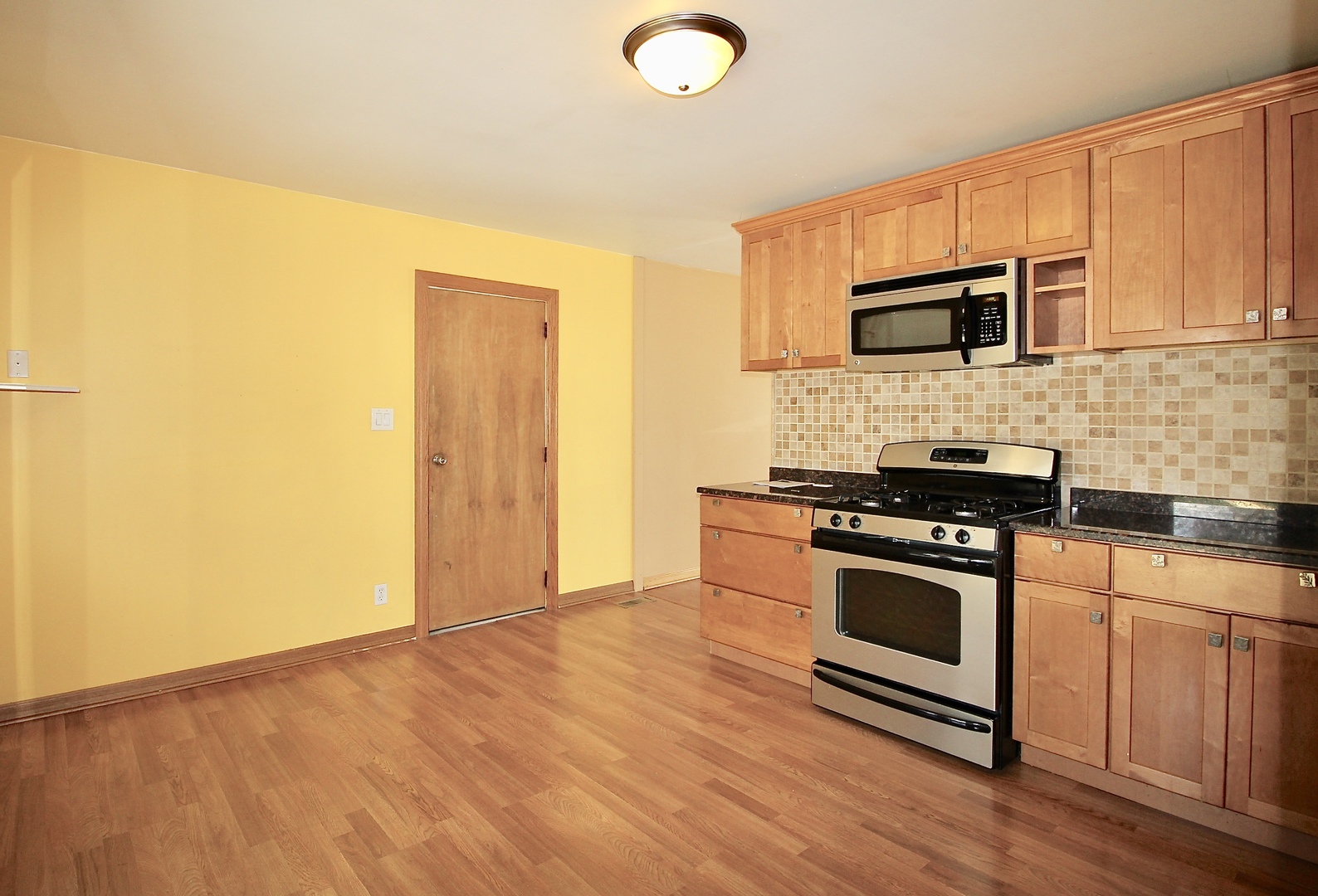 504 Audubon Road Streamwood, IL 60107 - Photo 5 of 15