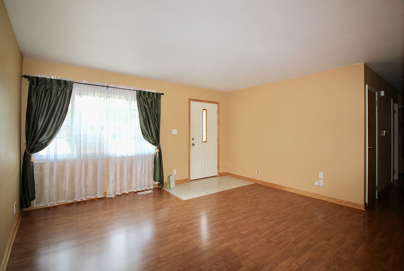 504 Audubon Road Streamwood, IL 60107 - Photo 7 of 15