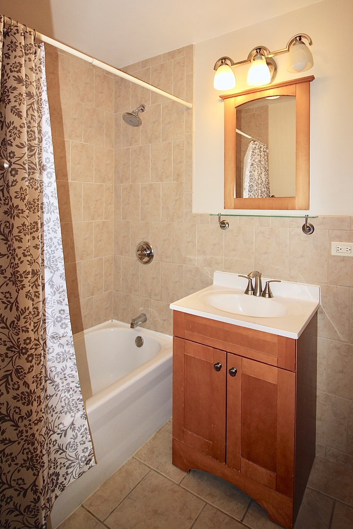 504 Audubon Road Streamwood, IL 60107 - Photo 10 of 15