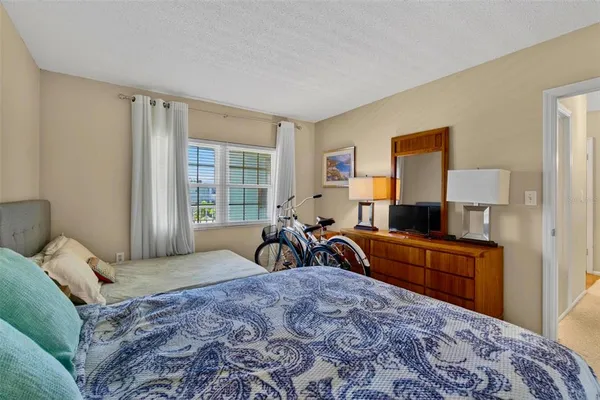 $249,500 | 701 Poinsettia Road, Unit 308, Belleair, FL 33756