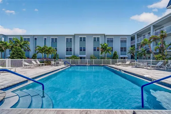$249,500 | 701 Poinsettia Road, Unit 308, Belleair, FL 33756