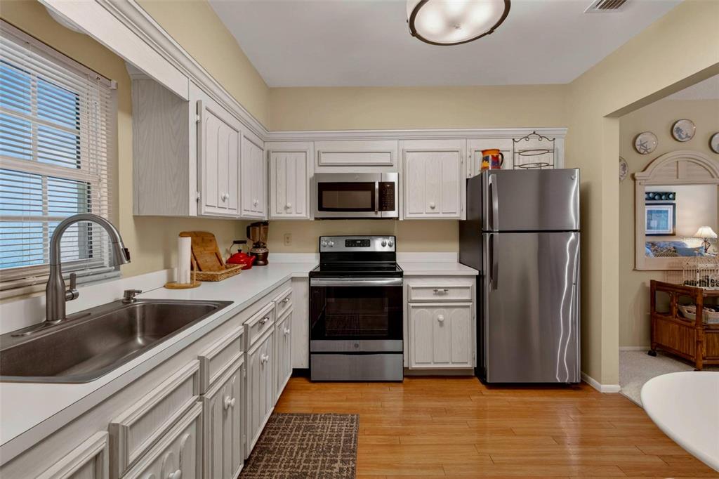 701 Poinsettia Road, Unit 308 Belleair, FL 33756 - Photo 6 of 20