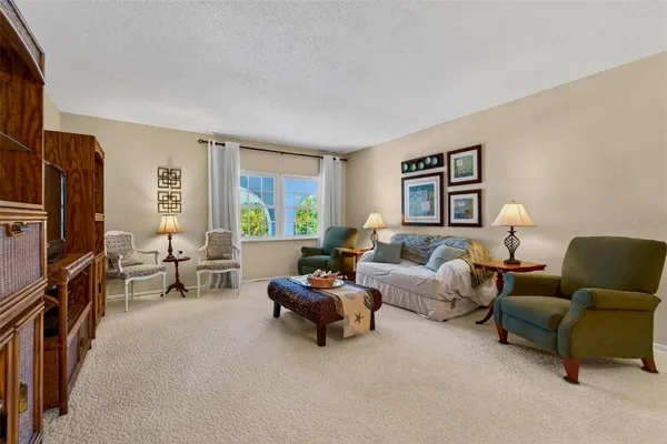 $249,500 | 701 Poinsettia Road, Unit 308, Belleair, FL 33756