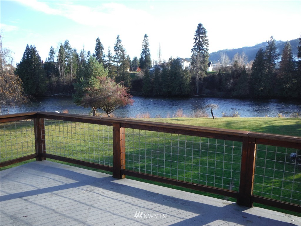8205 Riverview Road Peshastin, WA 98847 - Photo 2 of 13 Gallery Image 2