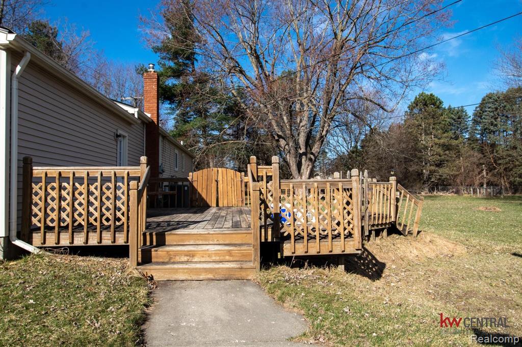5032 Oak Hill Road Clarkston, MI 48348 - Photo 24 of 27 Gallery Image 24