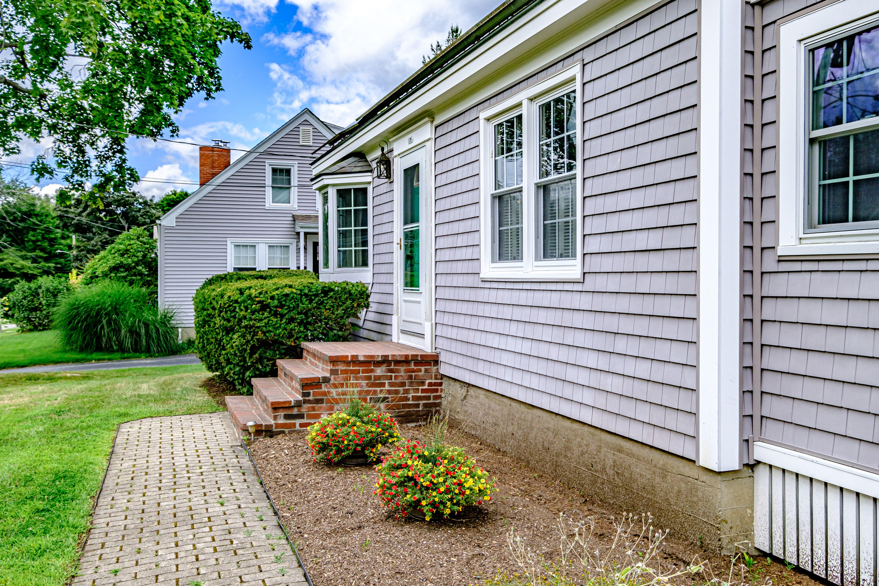 29 Rosedale Street Portland, ME 04103 - Photo 6 of 48 20240812gp-60024