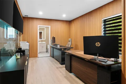 $2,699,000 | 1120 Wallace Street, Coral Gables, FL 33134