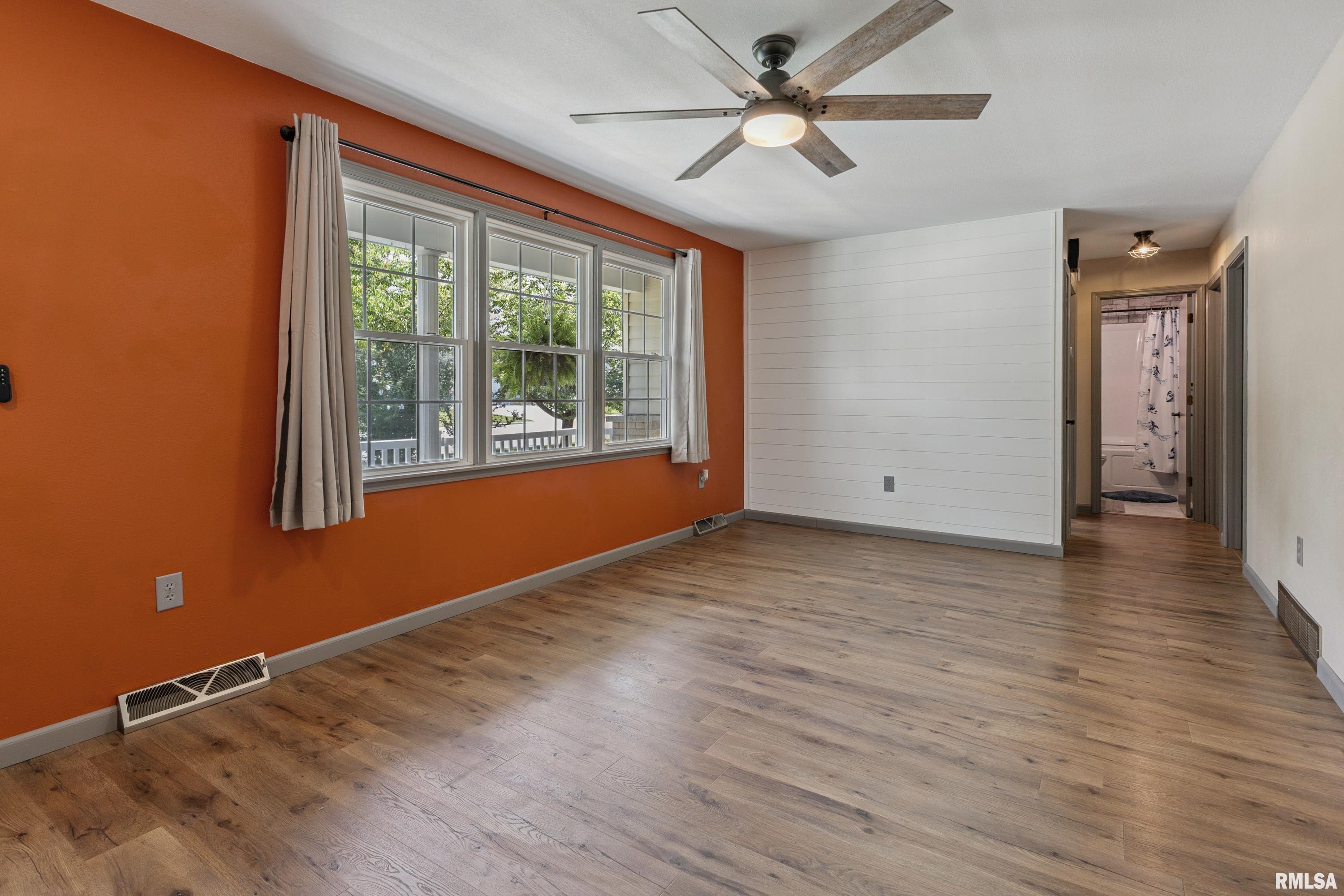 1717 Melview Road Quincy, IL 62305 - Photo 5 of 28 Gallery Image 5
