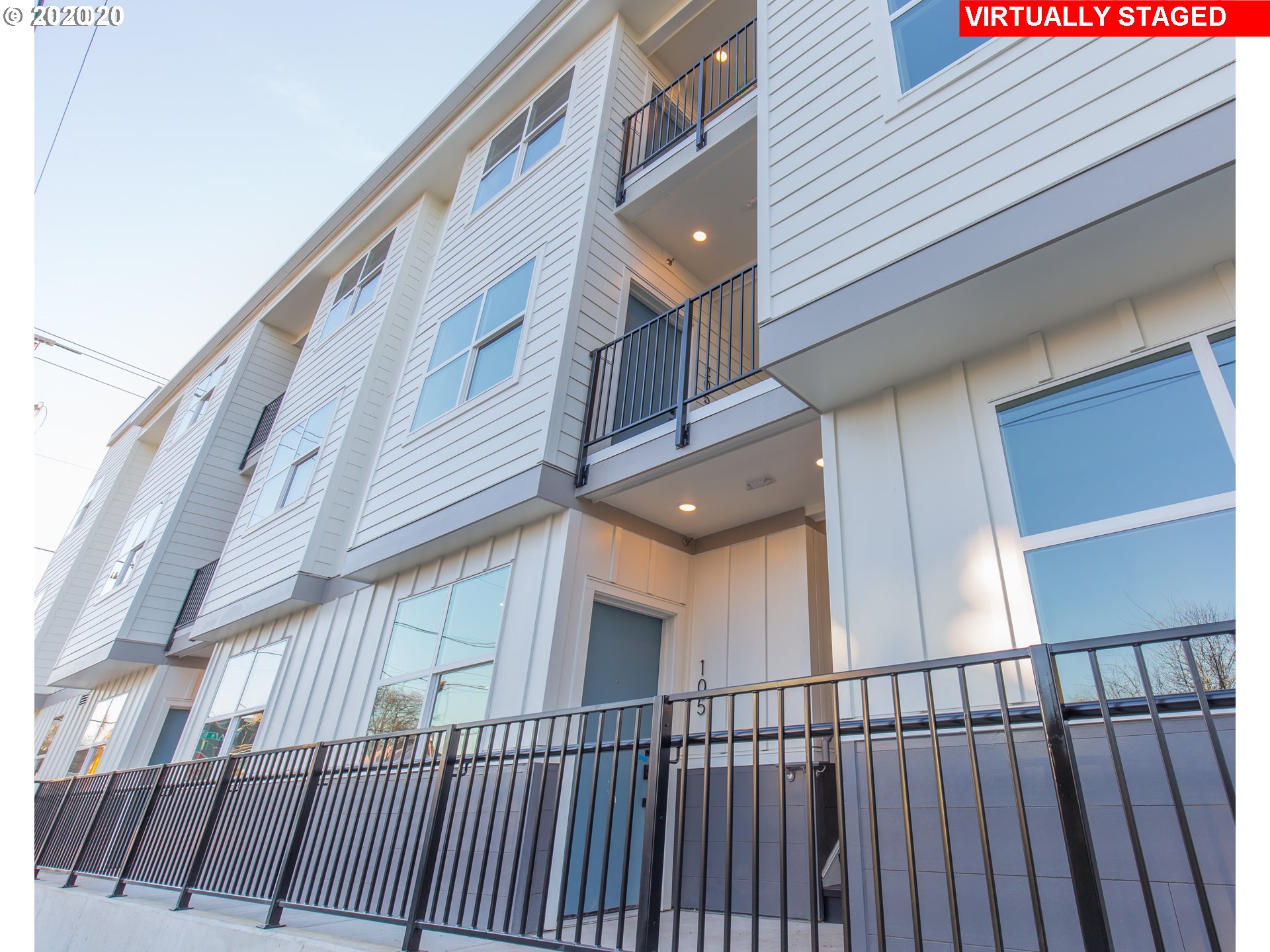 1801 North Rosa Parks Way, Unit 104 Portland, OR 97217 - Photo 3 of 12 Gallery Image 3