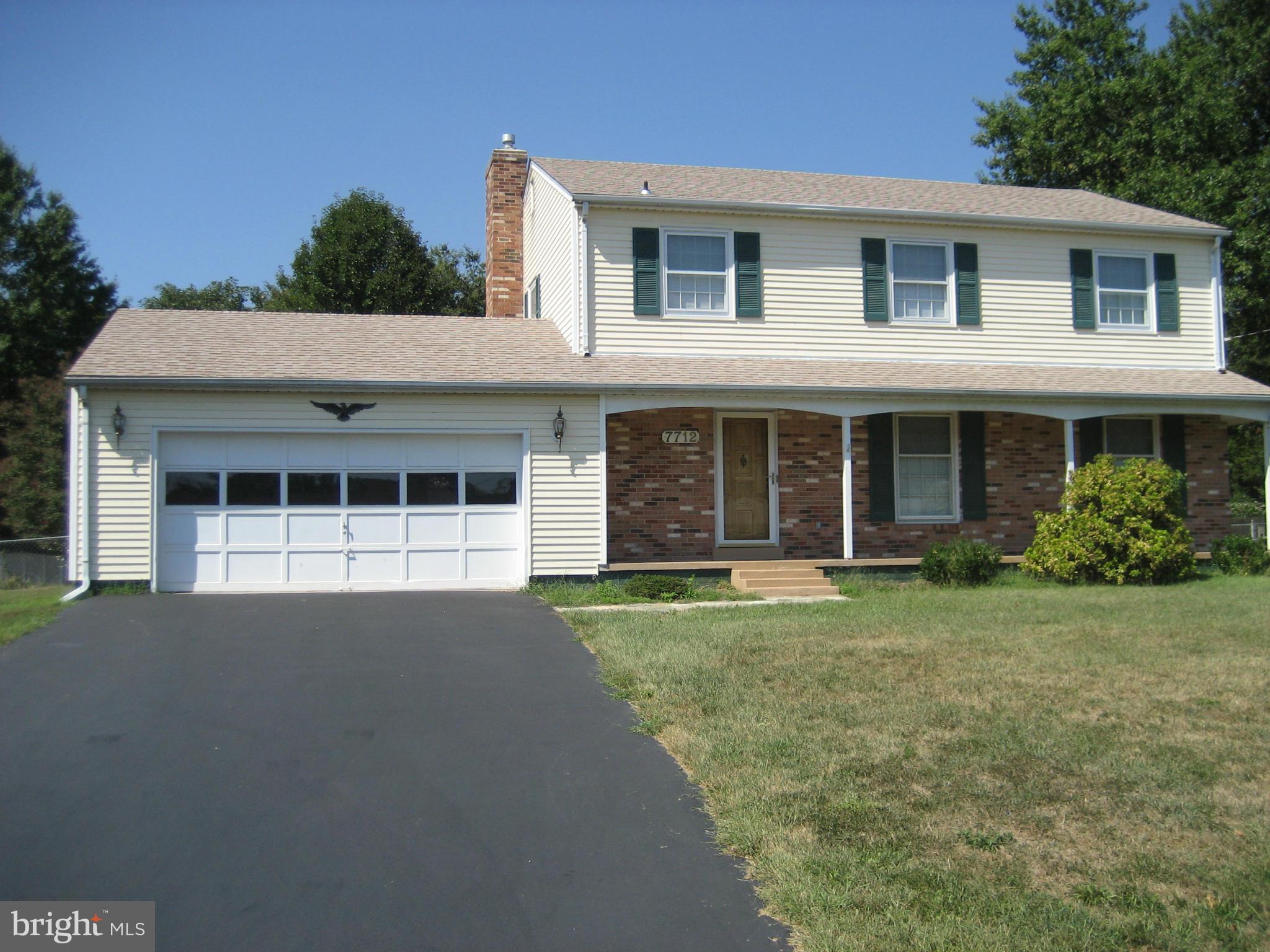 7712 Ontario Road Gainesville, VA 20155 - Photo 1 of 30 Exterior (Front)