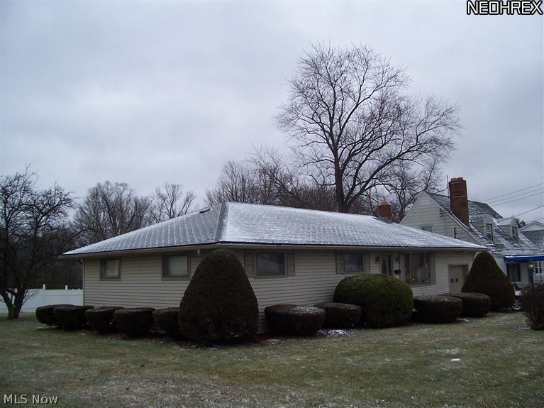 601 Elm Street Struthers, OH 44471 - Photo 1 of 16