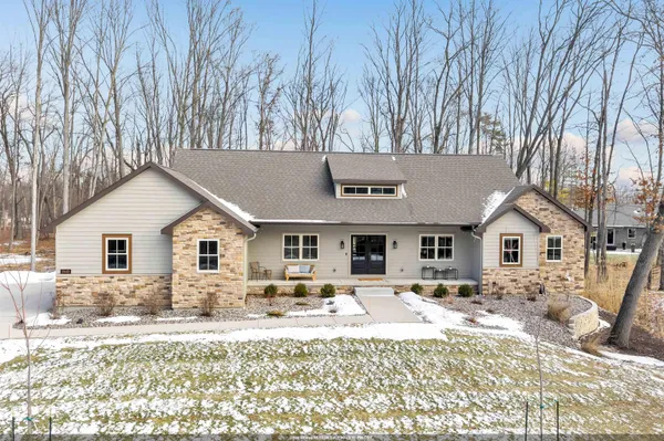 $765,000 | 2442 Loxley Court, Suamico, WI 54173
