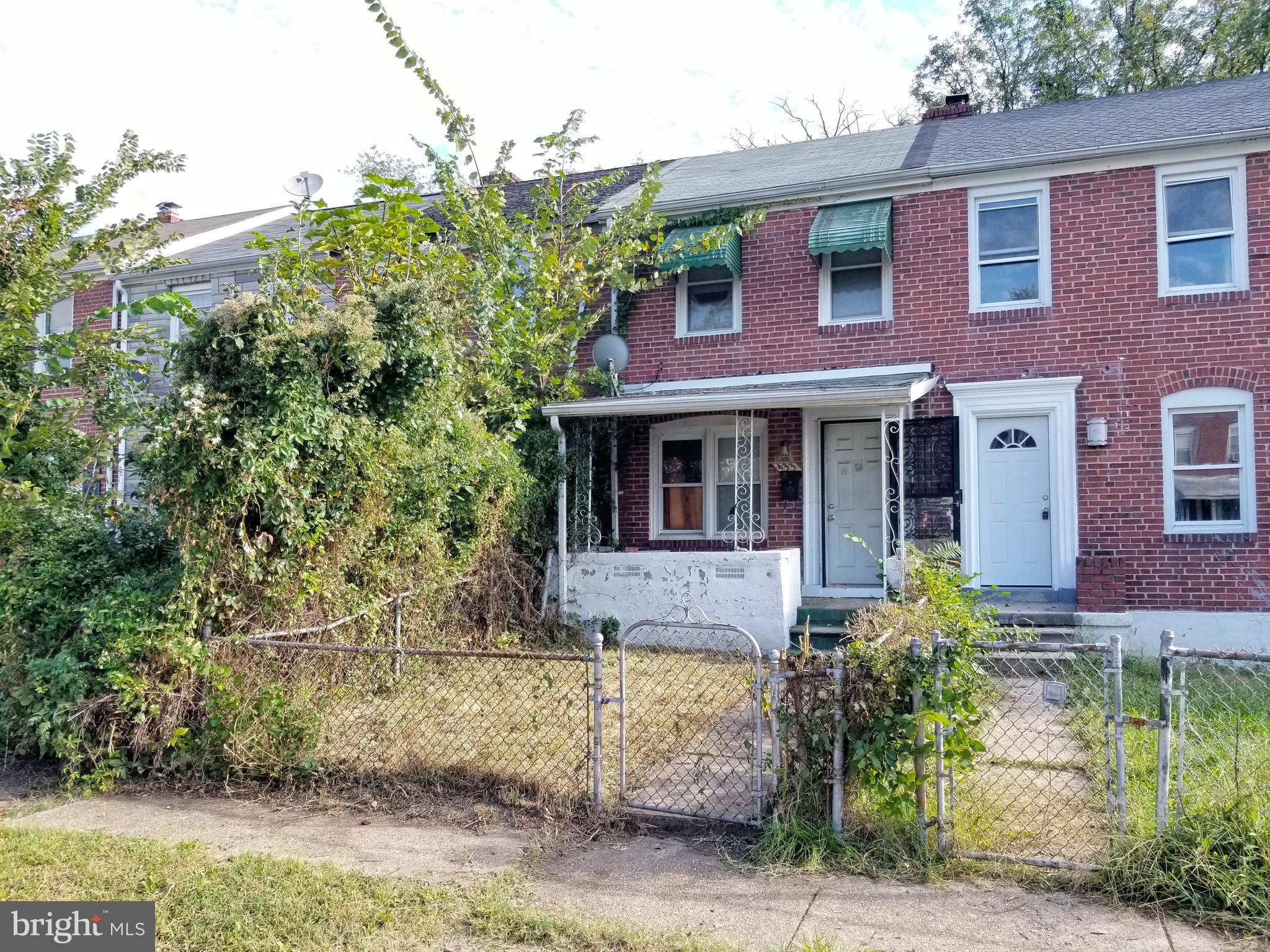 433 Roundview Road Baltimore, MD 21225 - Photo 2 of 20