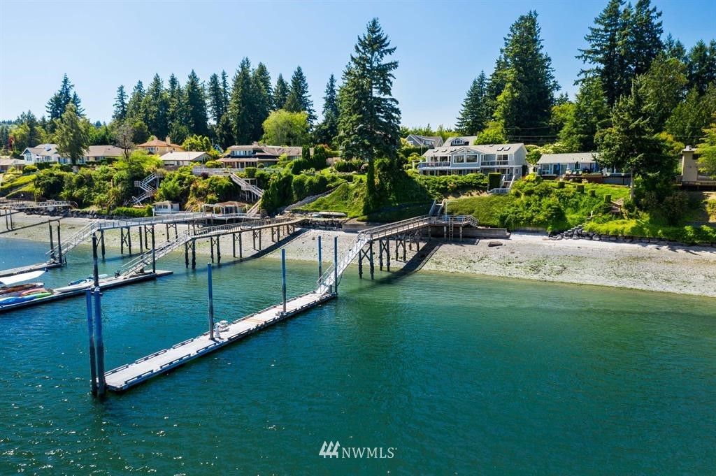 15782 Virginia Point Road Northeast Poulsbo, WA 98370 - Photo 2 of 24 Gallery Image 2