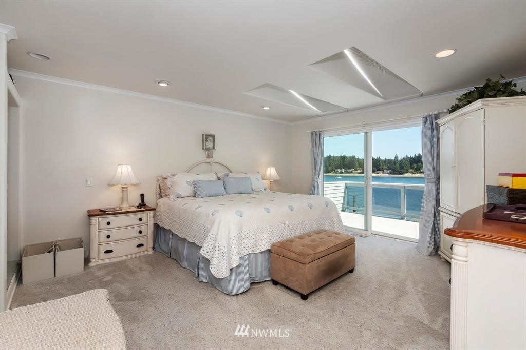 15782 Virginia Point Road Northeast Poulsbo, WA 98370 - Photo 11 of 24 Gallery Image 11