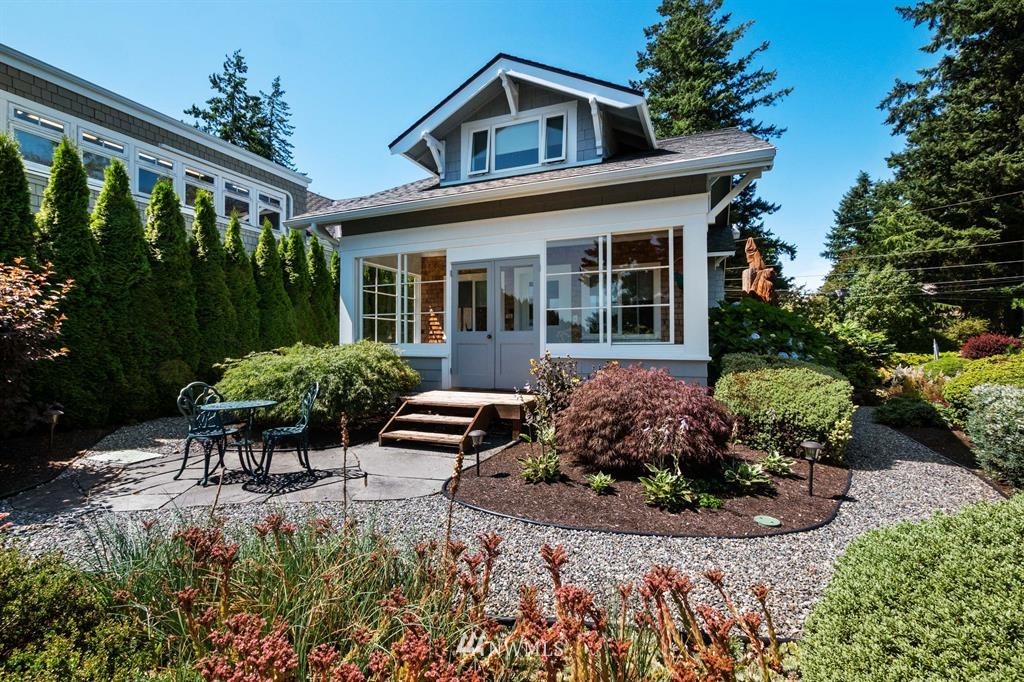 15782 Virginia Point Road Northeast Poulsbo, WA 98370 - Photo 18 of 24 Gallery Image 18