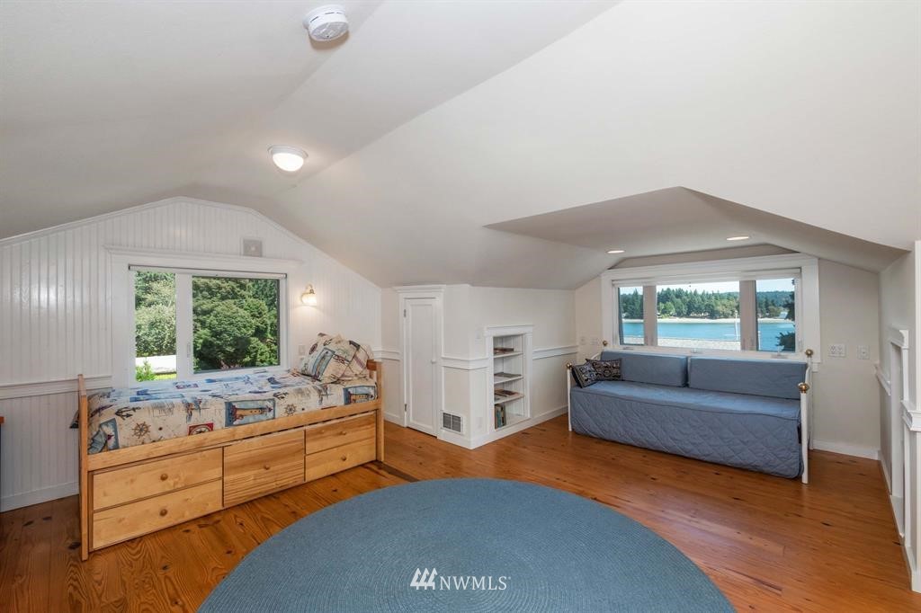15782 Virginia Point Road Northeast Poulsbo, WA 98370 - Photo 22 of 24 Gallery Image 22