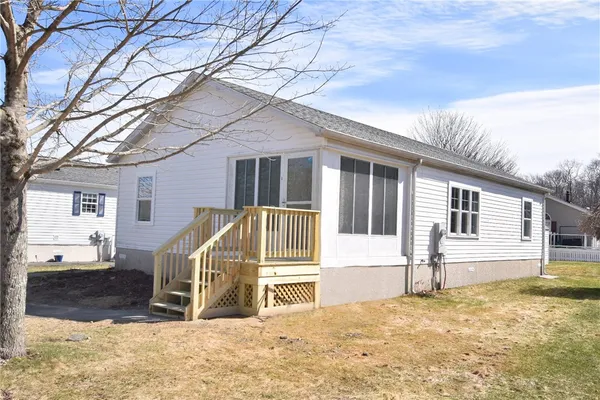 $289,900 | 15 Bluebird Drive, Tiverton, RI 02878