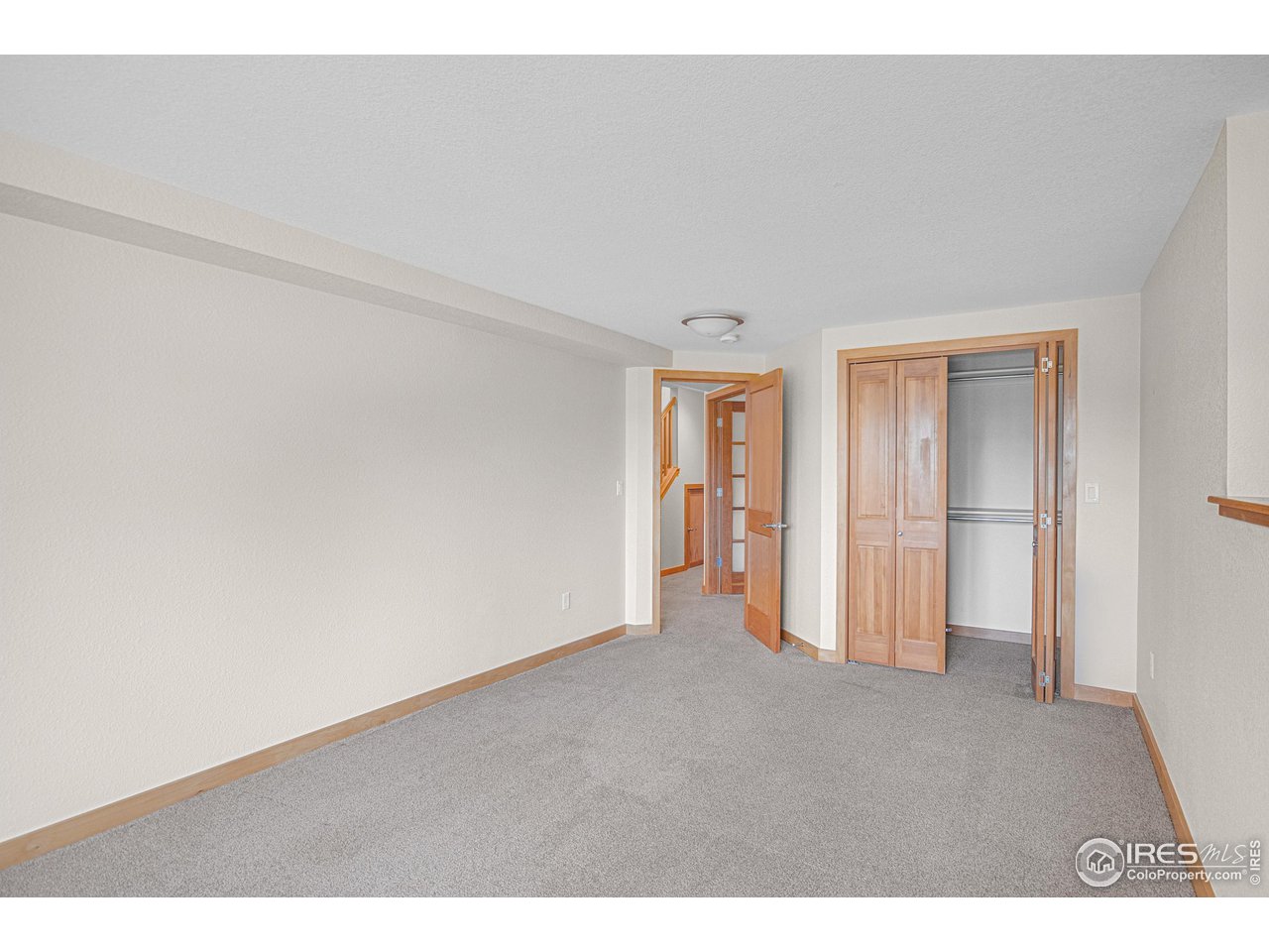 1107 Mountain Pines Road Boulder, CO 80302 - Photo 36 of 40 a view of an empty room and window