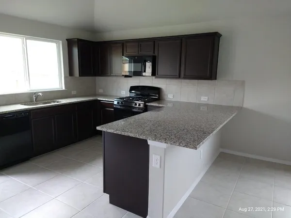 $1,975 | 11624 Lago De Garda Drive, Austin, TX 78747