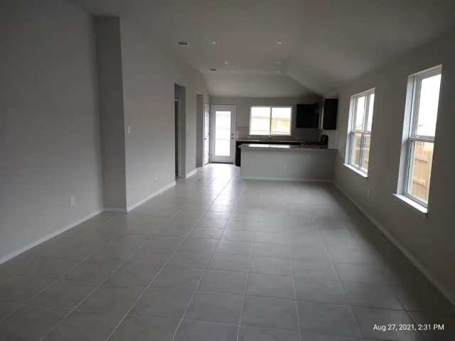 $2,000 | 11624 Lago De Garda Drive, Austin, TX 78747