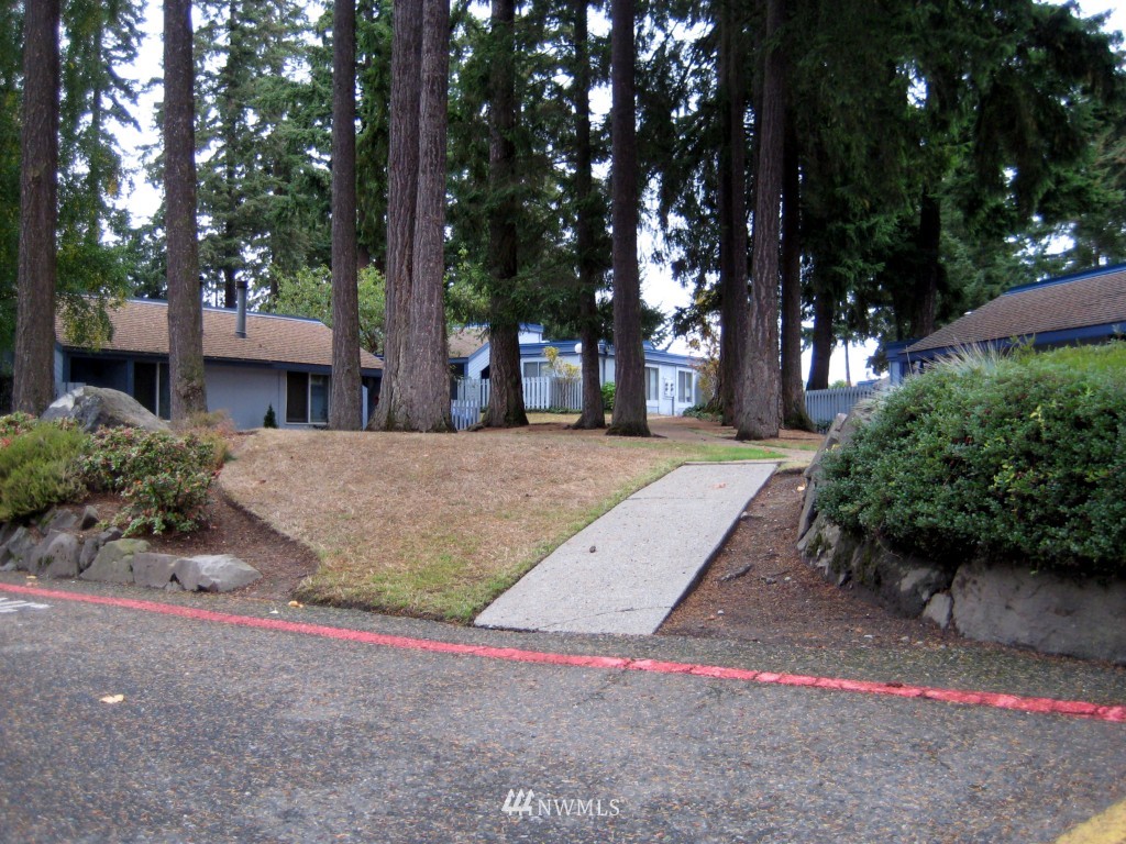 4308 Northeast Sunset Boulevard, Unit A6 Renton, WA 98059 - Photo 10 of 12 Gallery Image 10