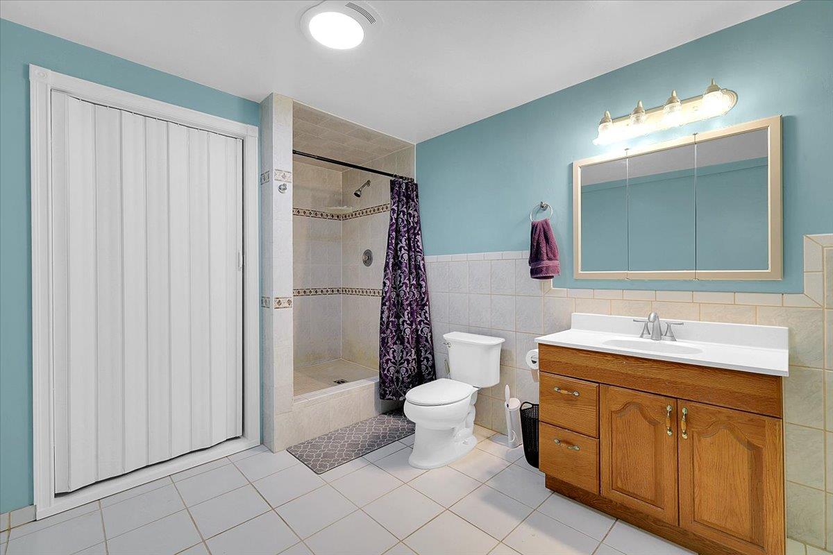 5664 Riverside Drive Olivehurst, CA 95961 - Photo 23 of 59