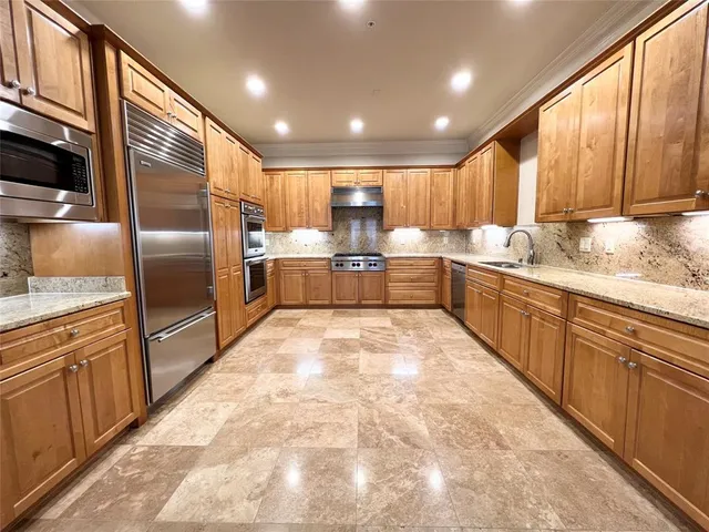 $5,235 | 6525 Bandera Avenue, Unit 2B, Dallas, TX 75225