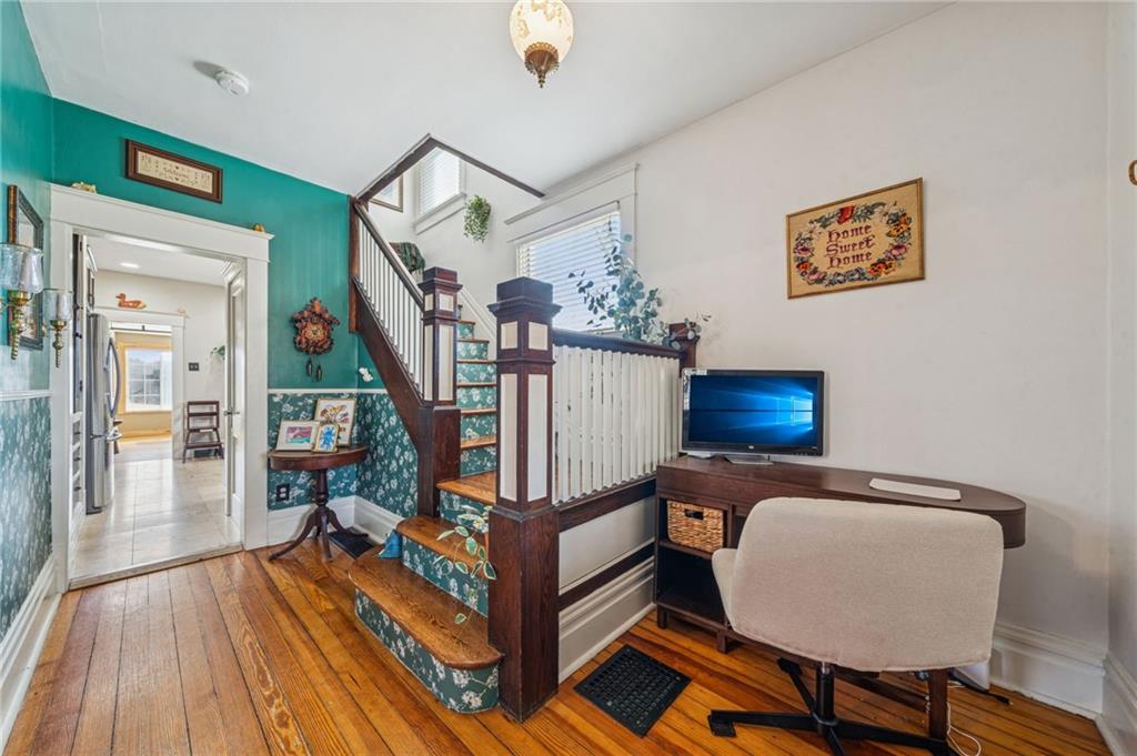 416 Pine Run Road Fombell, PA 16123 - Photo 5 of 50