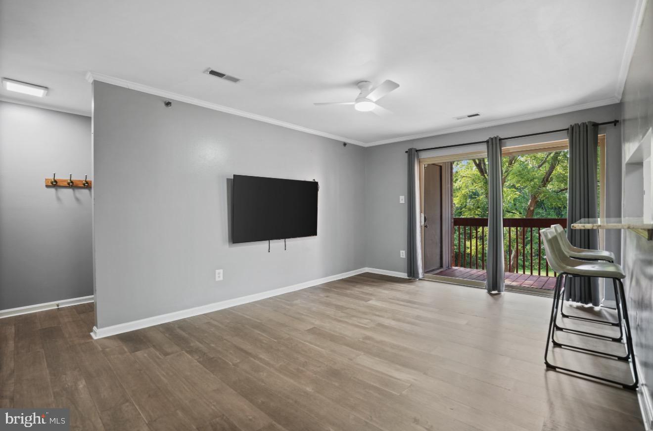 4 Cedar Valley Place, Unit 202 Baltimore, MD 21221 - Photo 4 of 24