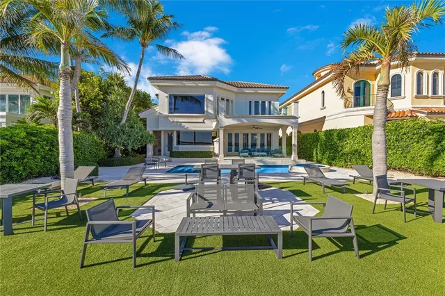 $30,000,000 | 3066 Southeast Island Point Lane, Stuart, FL 34996