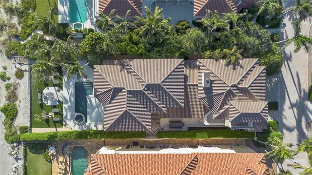 $30,000,000 | 3066 Southeast Island Point Lane, Stuart, FL 34996