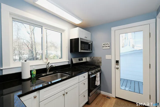 $4,250 | 6 Indian Avenue, Danbury, CT 06811