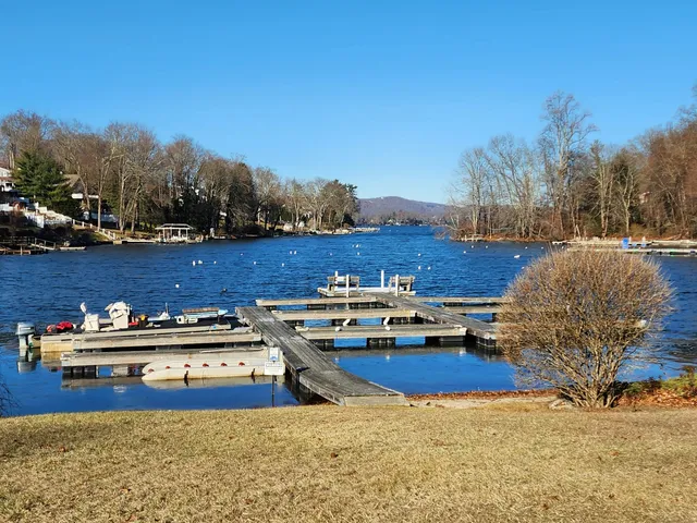 $4,250 | 6 Indian Avenue, Danbury, CT 06811