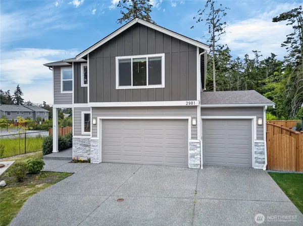 $739,000 | 2981 Southwest Crestwood Drive, Oak Harbor, WA 98277