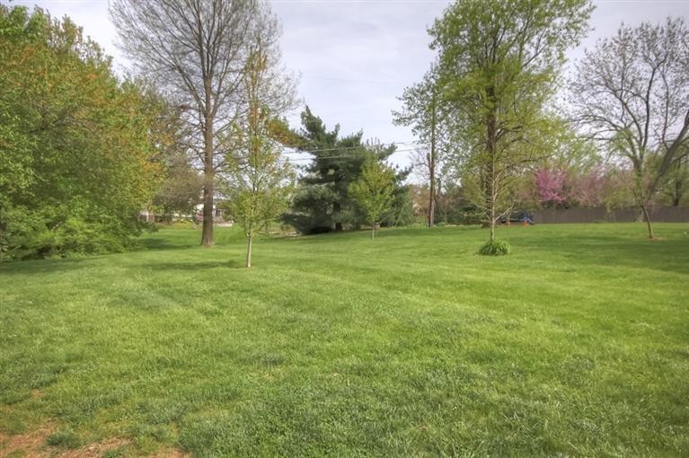 2941 Montavesta Road Lexington, KY 40502 - Photo 28 of 31 Photo 28