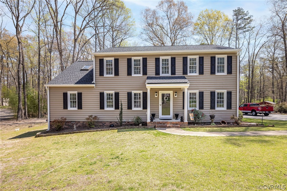 13331 Queensgate Road Midlothian, VA 23114 - Photo 1 of 46 a view of a house with swimming pool