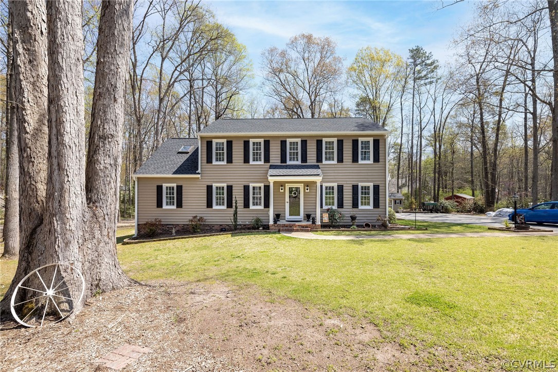 13331 Queensgate Road Midlothian, VA 23114 - Photo 2 of 46 a view of a house with pool and sitting area