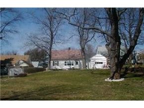 283 Cilley Road Manchester, NH 03103 - Photo 2 of 5