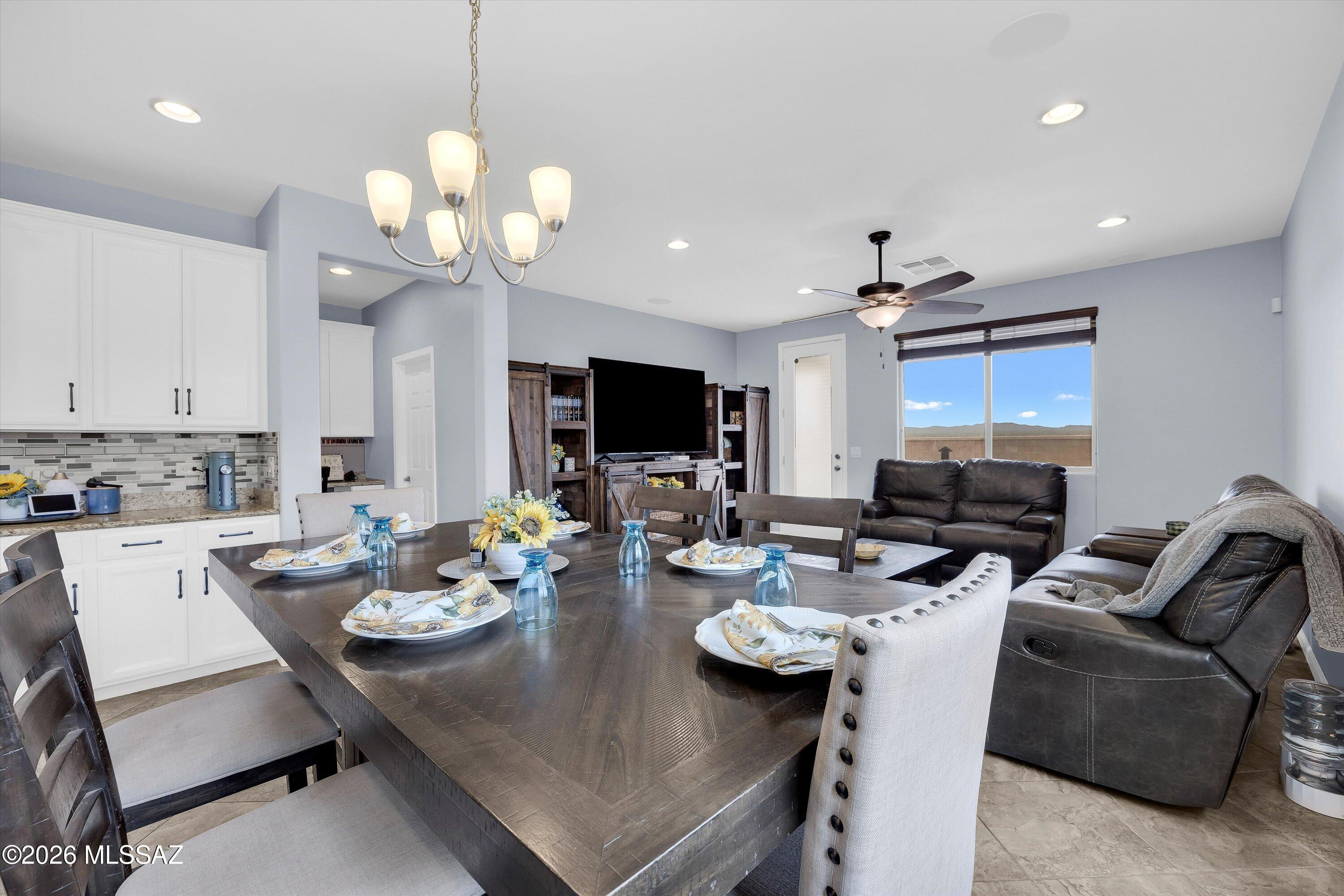 38754 South Running Roses Lane Tucson, AZ 85739 - Photo 24 of 46 22-Dining Area