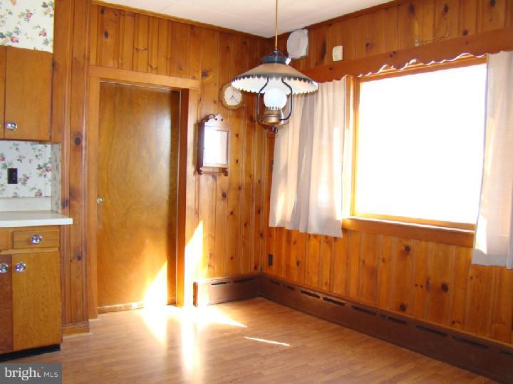 2435 Strasburg Road East Fallowfield, PA 19320 - Photo 13 of 25 Breakfast Room