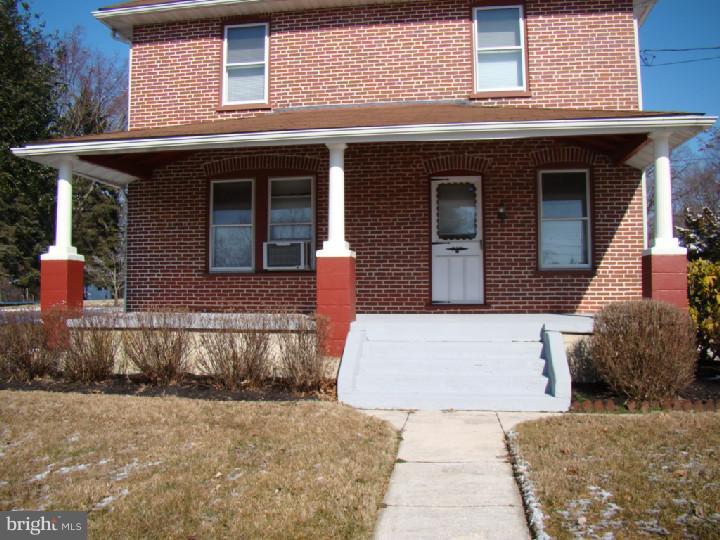 2435 Strasburg Road East Fallowfield, PA 19320 - Photo 24 of 25 Porch