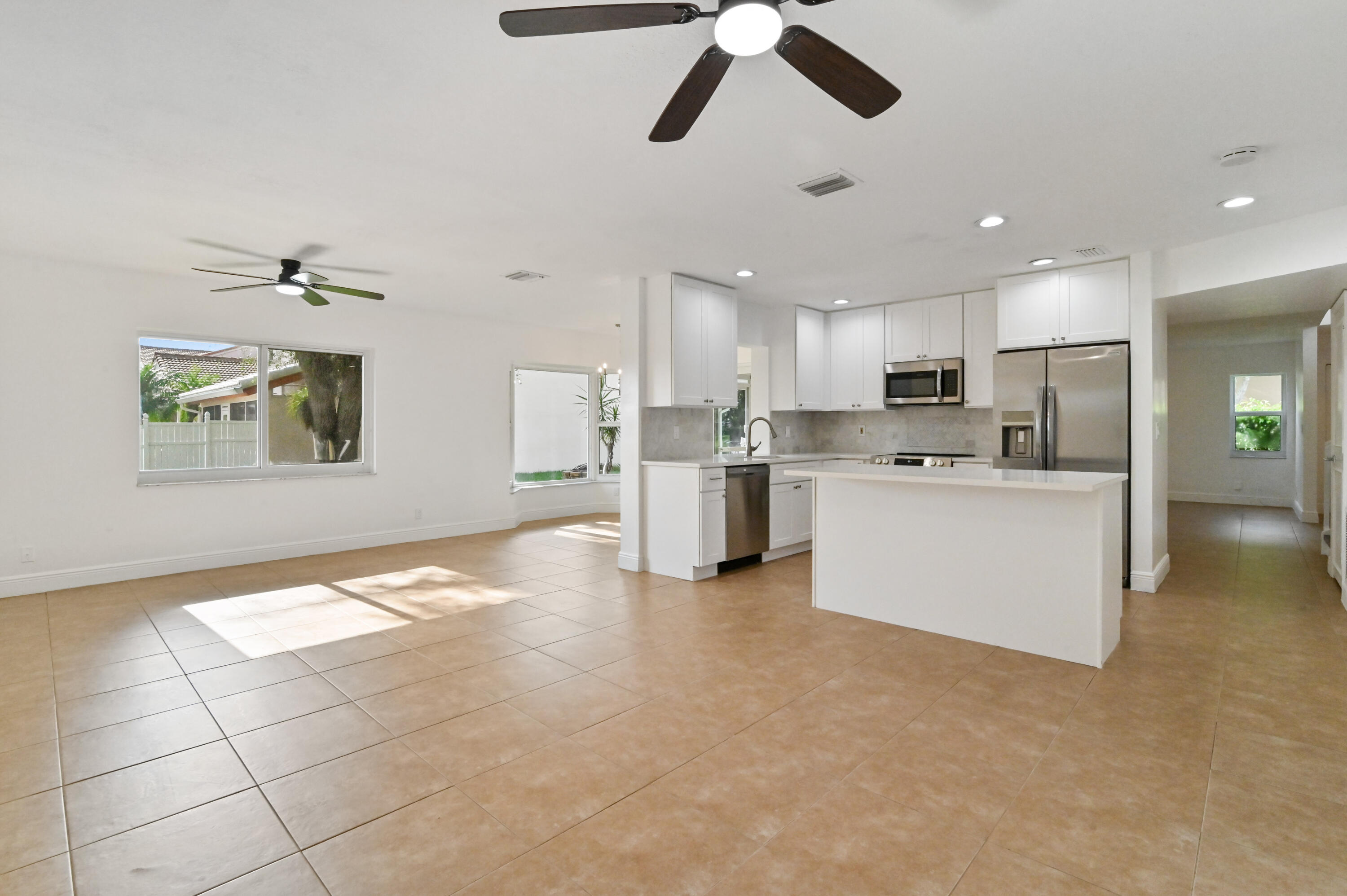 10286 Boca Springs Drive Boca Raton, FL 33428 - Photo 13 of 44 Family/Kitchen Area