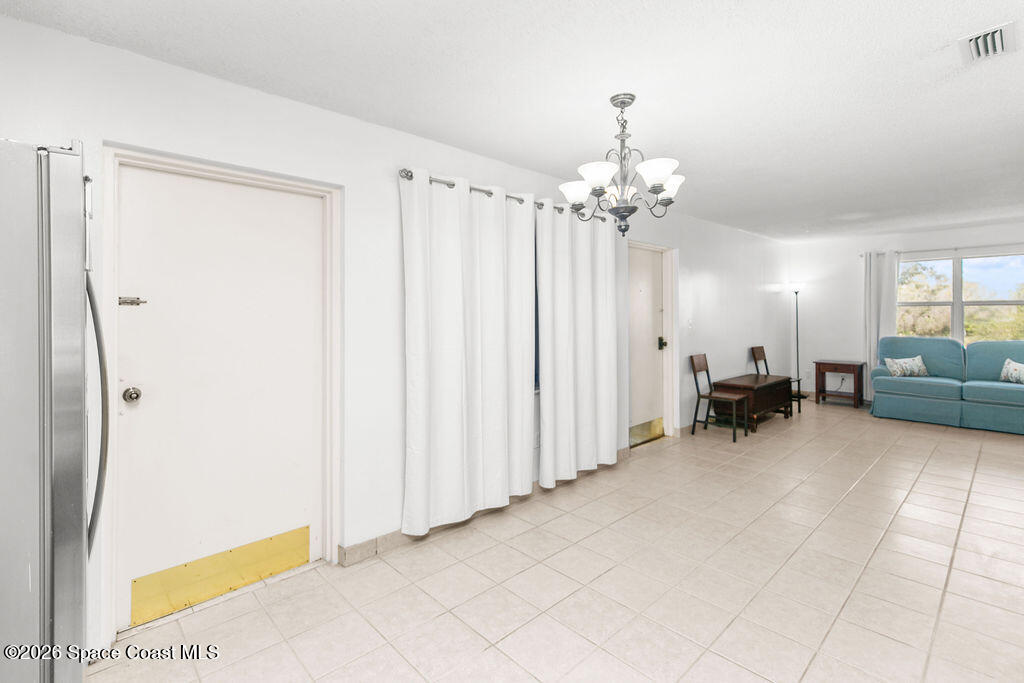 4304 London Town Road, Unit D224 Titusville, FL 32796 - Photo 9 of 23 Dining Room