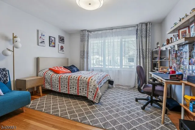 $1,698,000 | 33 Haran Circle, Millburn, NJ 07041