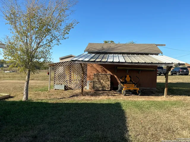 $190,000 | Undisclosed Address, Nixon, TX 78140