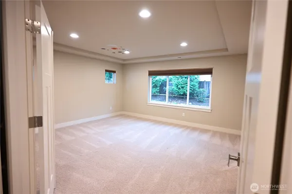 $3,999 | 19828 11th Drive Southeast, Bothell, WA 98012