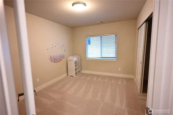 $3,999 | 19828 11th Drive Southeast, Bothell, WA 98012